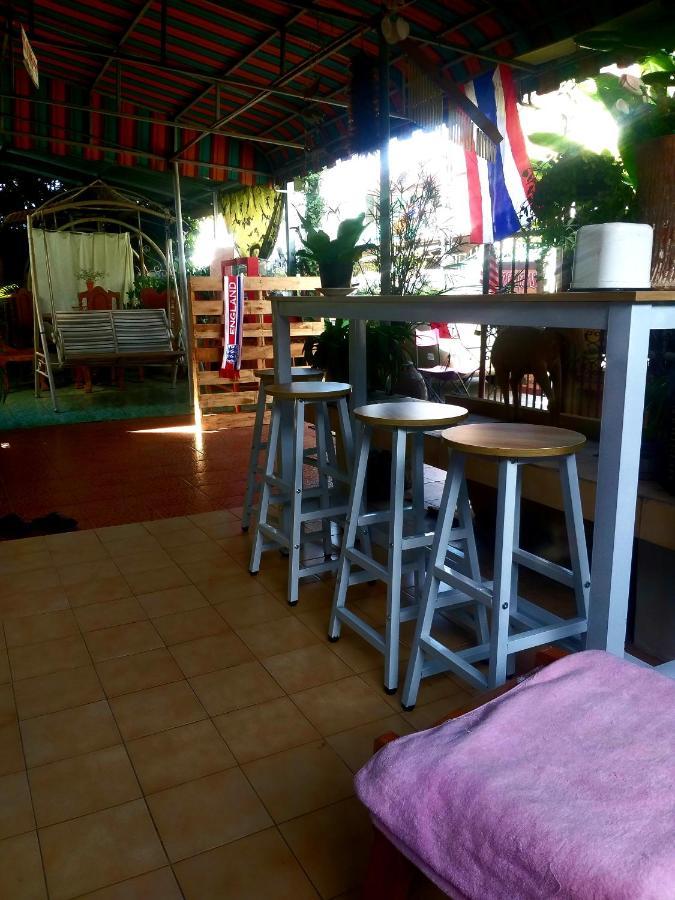 Srikrung Guesthouse Phra Nakhon Si Ayutthaya Ngoại thất bức ảnh