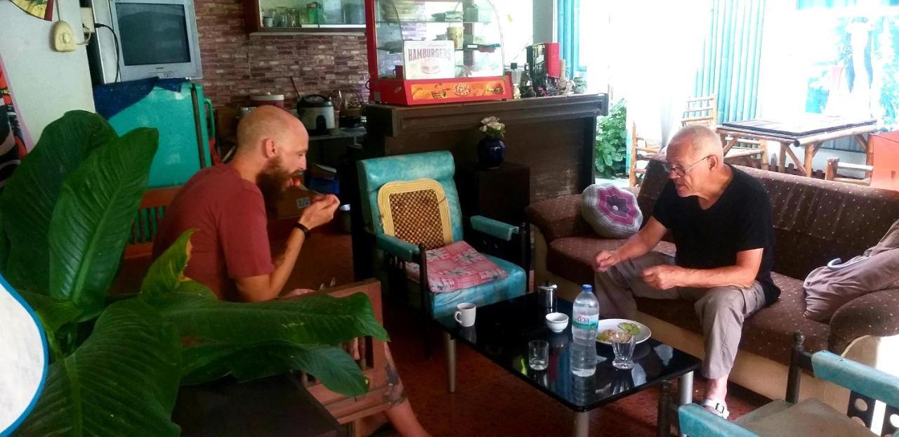 Srikrung Guesthouse Phra Nakhon Si Ayutthaya Ngoại thất bức ảnh