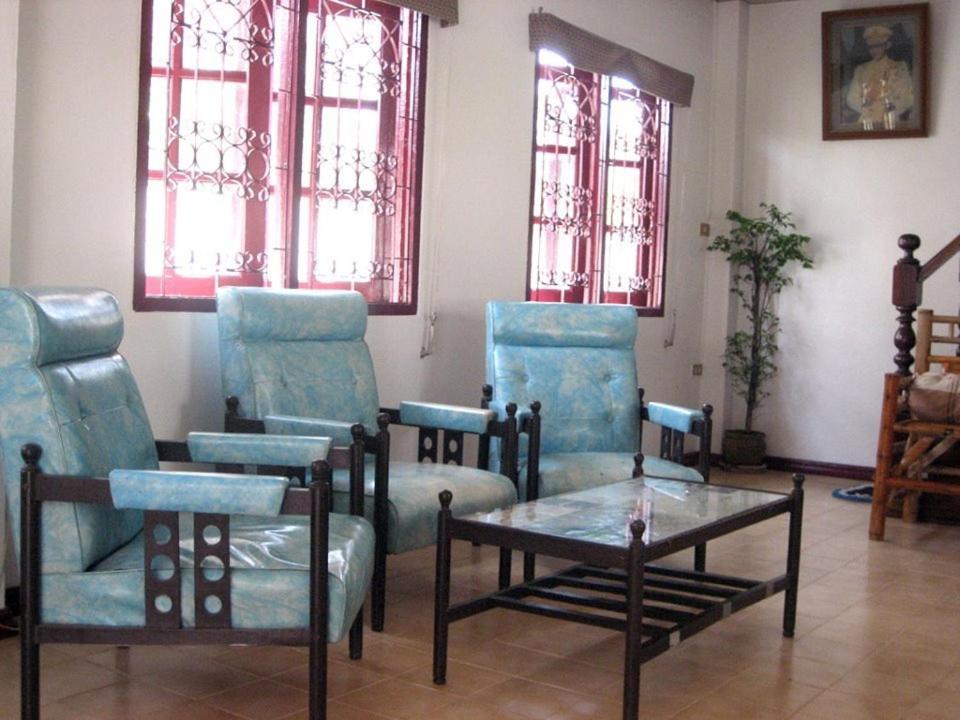 Srikrung Guesthouse Phra Nakhon Si Ayutthaya Ngoại thất bức ảnh
