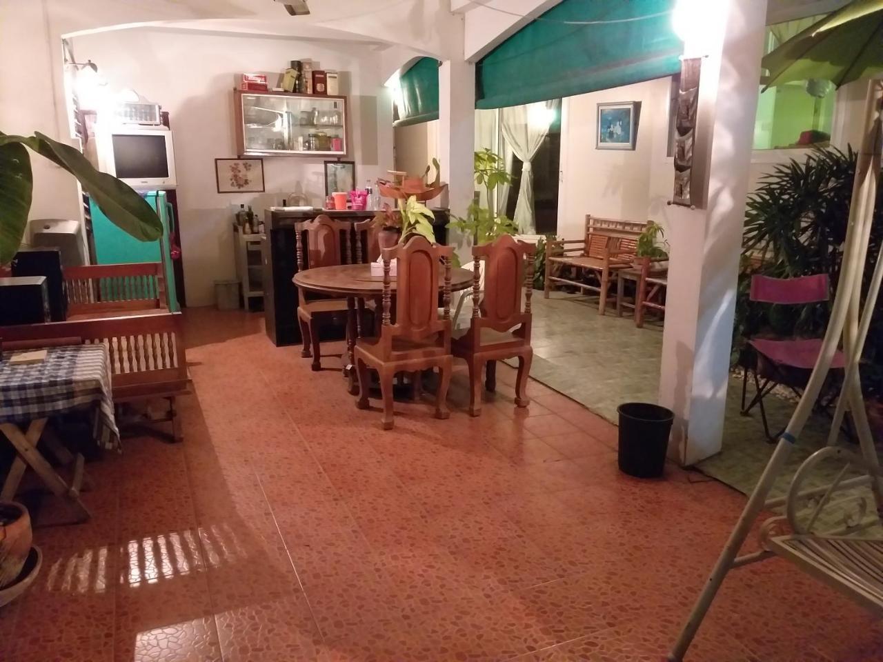 Srikrung Guesthouse Phra Nakhon Si Ayutthaya Ngoại thất bức ảnh