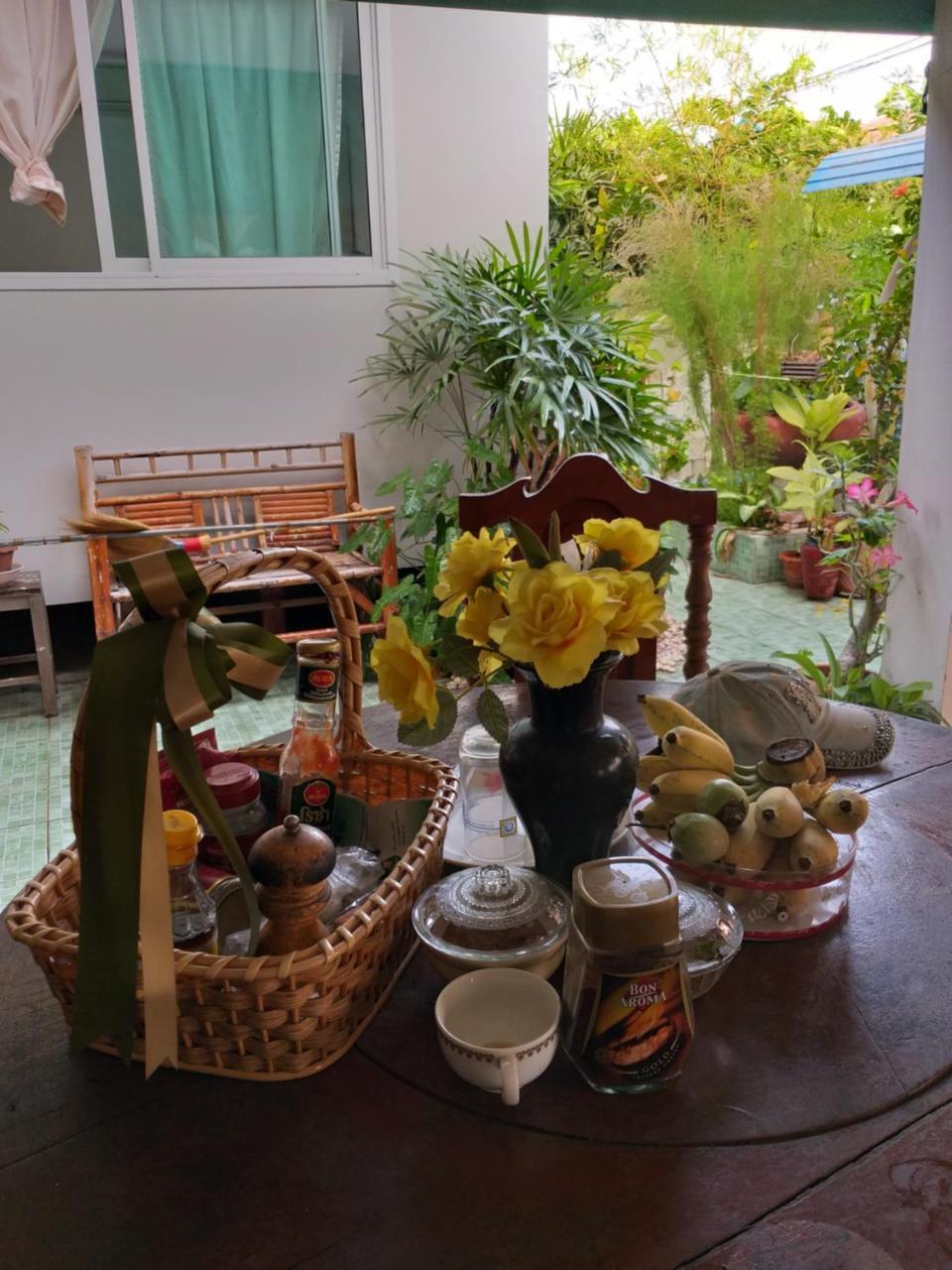 Srikrung Guesthouse Phra Nakhon Si Ayutthaya Ngoại thất bức ảnh