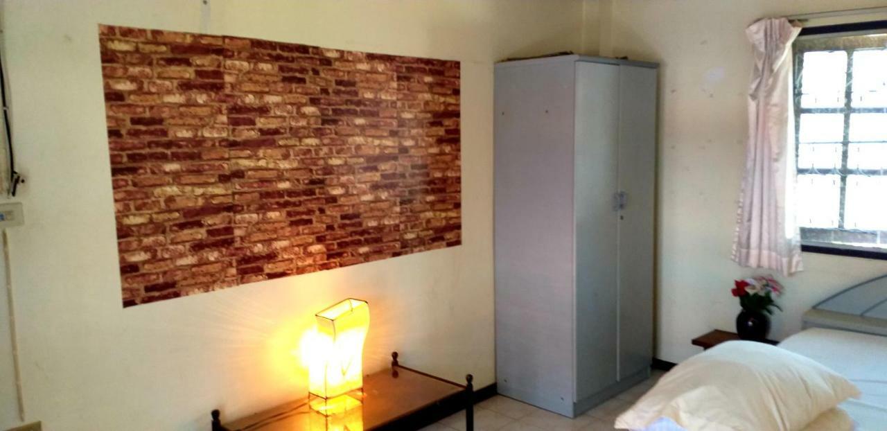 Srikrung Guesthouse Phra Nakhon Si Ayutthaya Ngoại thất bức ảnh