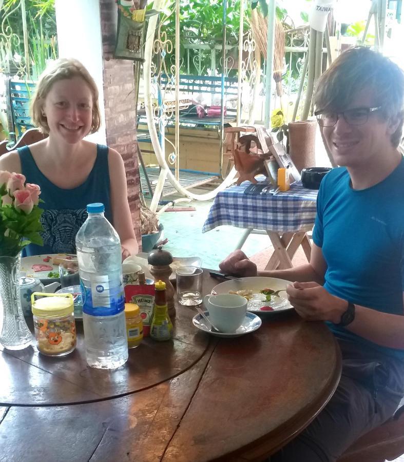 Srikrung Guesthouse Phra Nakhon Si Ayutthaya Ngoại thất bức ảnh